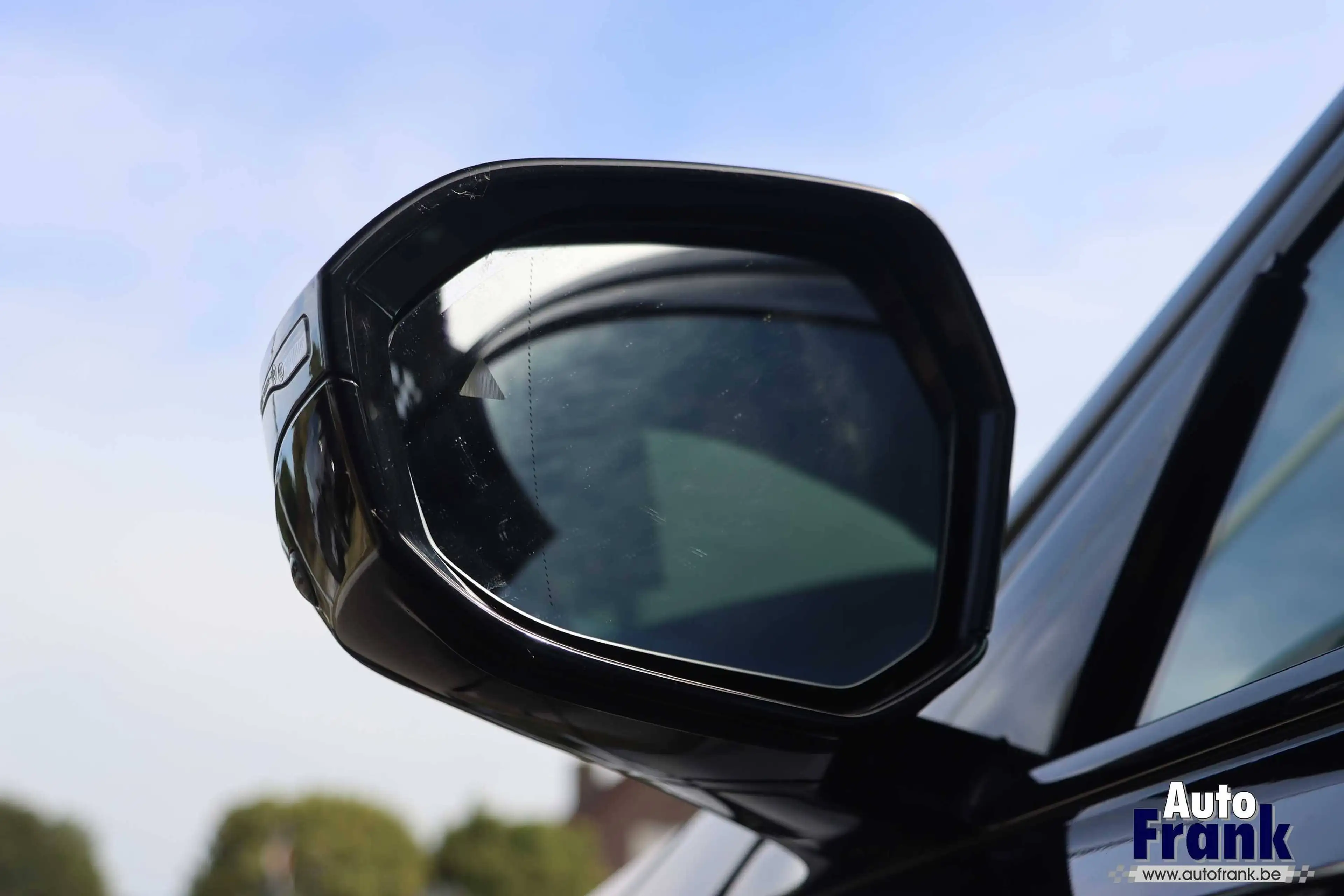 BMW i5 40 / TOUR / SPORT-PRO / 21" / PANO / MEMO / 360CAM / HUD — photo 14