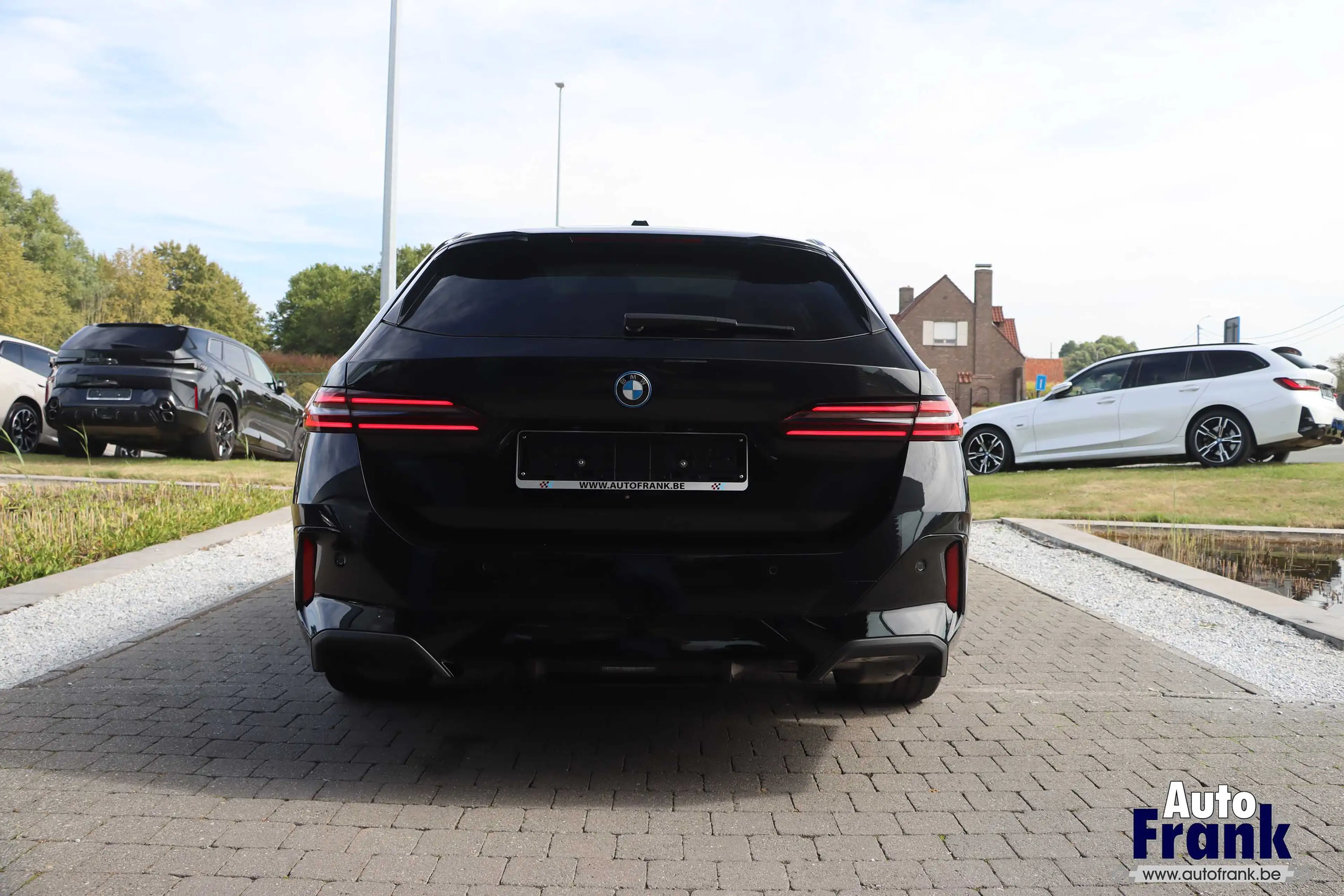 BMW i5 40 / TOUR / SPORT-PRO / 21" / PANO / MEMO / 360CAM / HUD — photo 7
