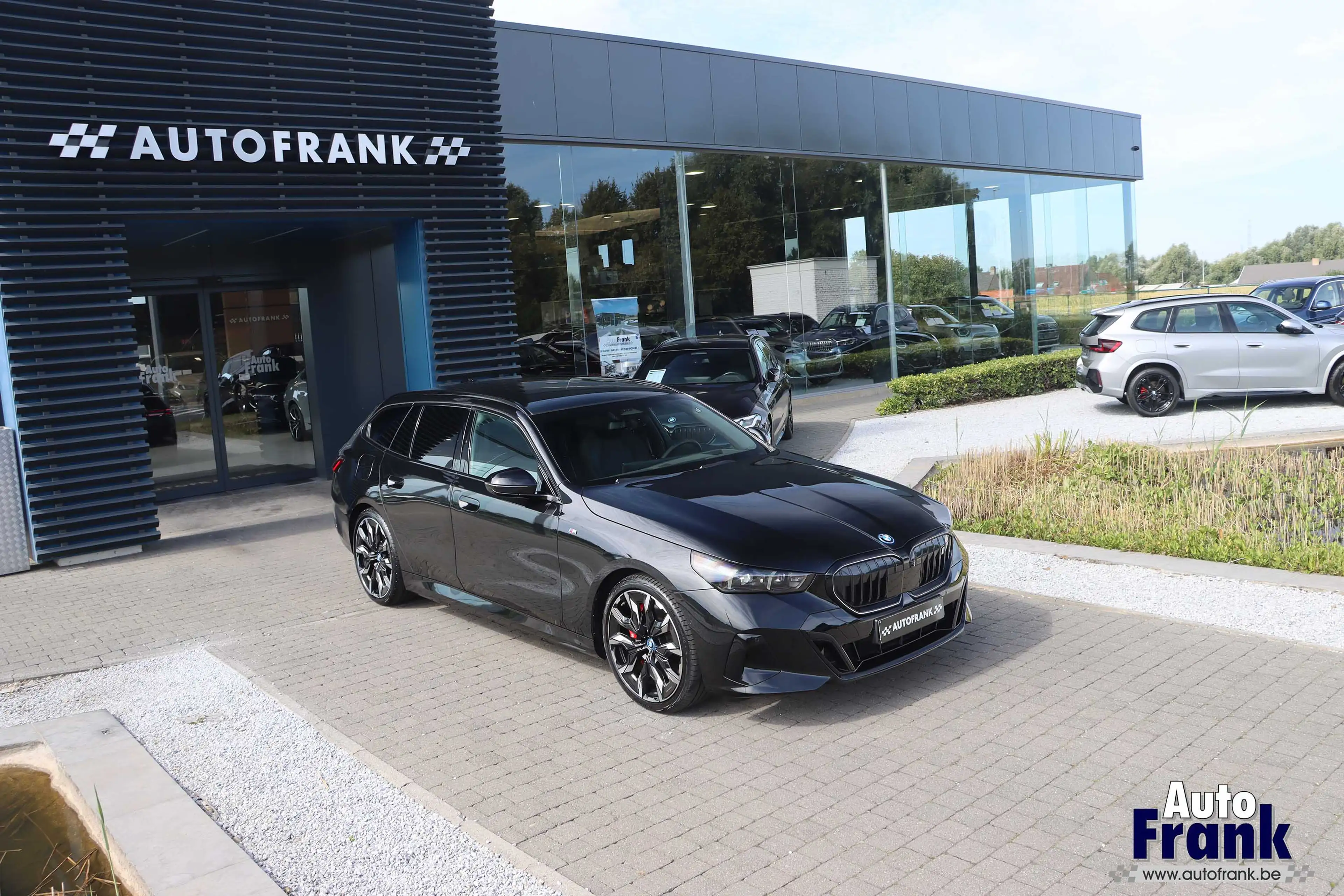 BMW i5 40 / TOUR / SPORT-PRO / 21" / PANO / MEMO / 360CAM / HUD — photo 10