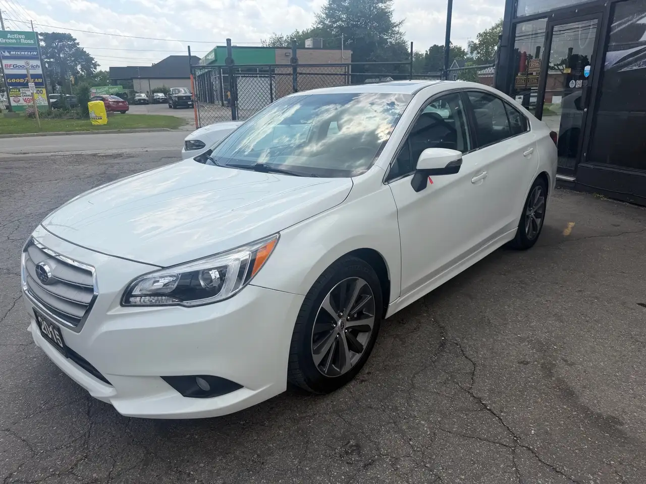Subaru Legacy photo Subaru Legacy