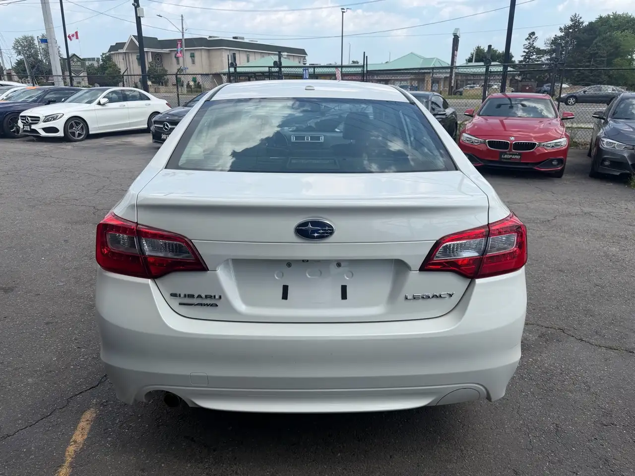 Subaru Legacy photo Subaru Legacy
