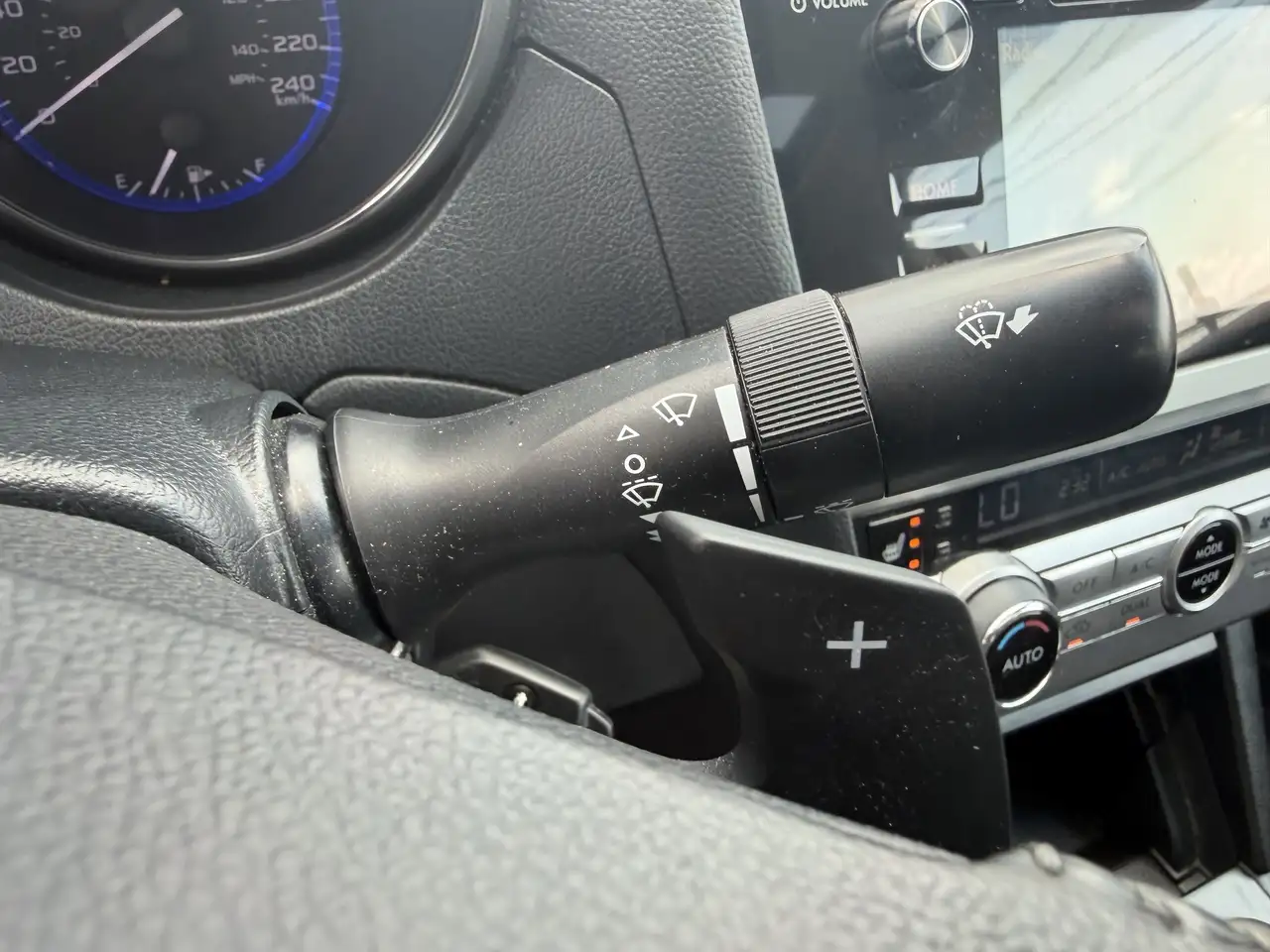 Subaru Legacy photo Subaru Legacy