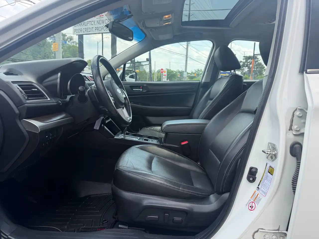 Subaru Legacy photo Subaru Legacy
