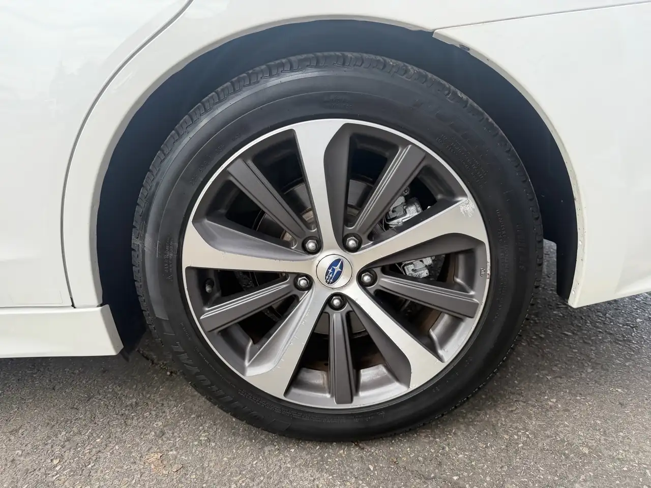 Subaru Legacy photo Subaru Legacy