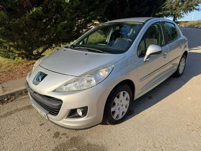Peugeot 207 + 5p 1.4 HDi 68 - foto 1