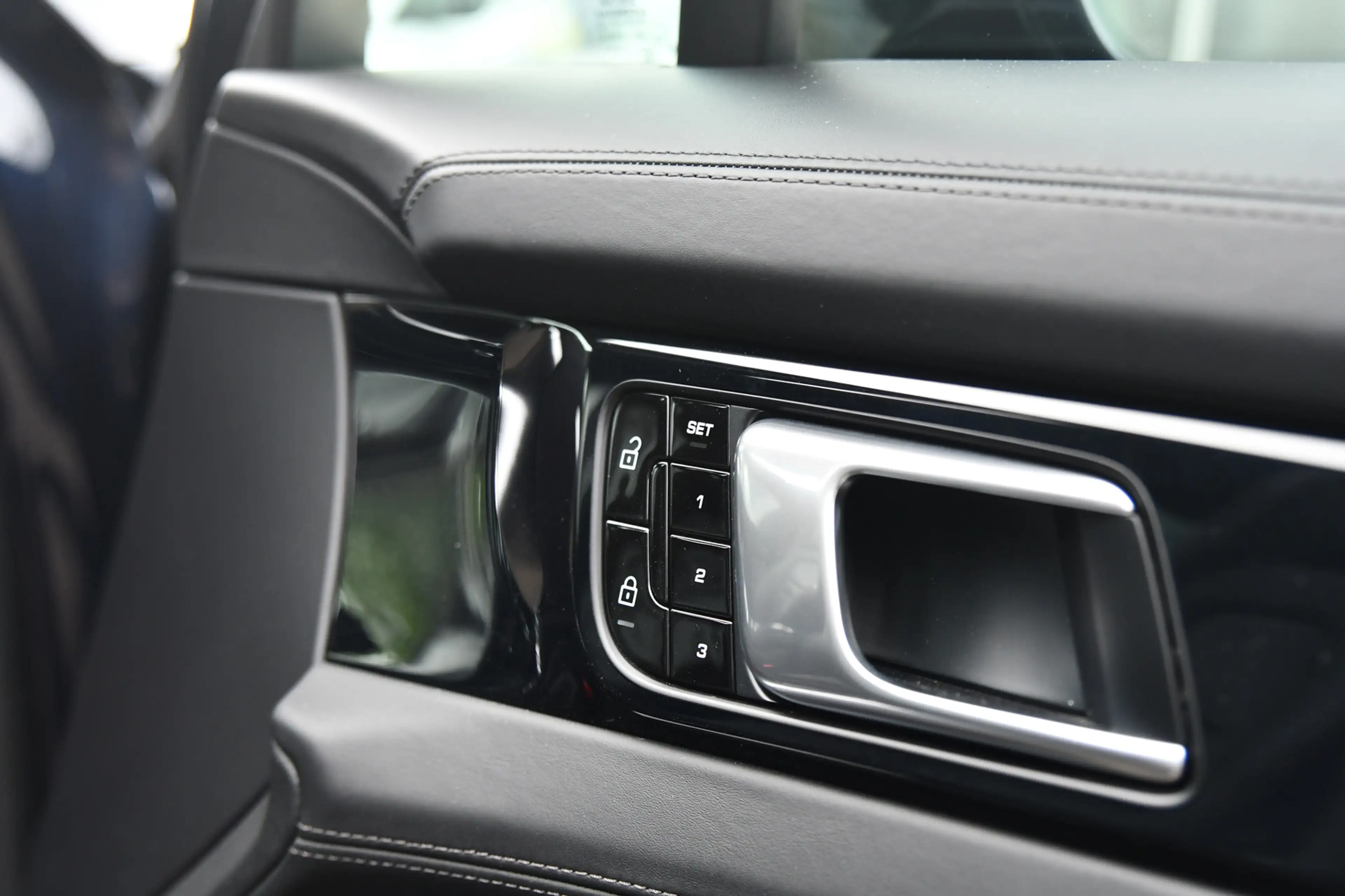 Porsche Panamera Sport Turismo 2.9 4 E-Hybrid, Sport Chrono, Rear E — photo 28