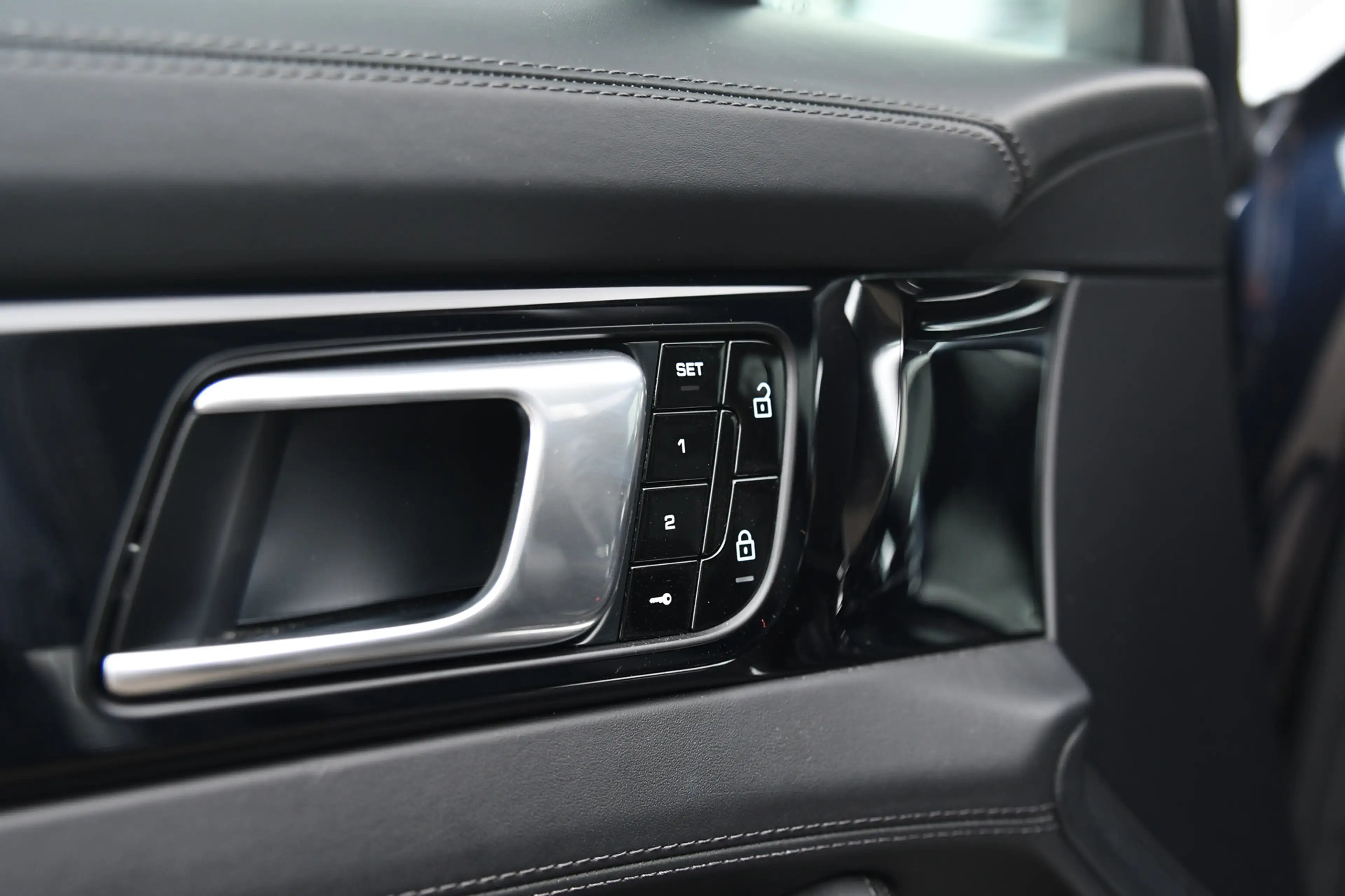 Porsche Panamera Sport Turismo 2.9 4 E-Hybrid, Sport Chrono, Rear E — photo 22
