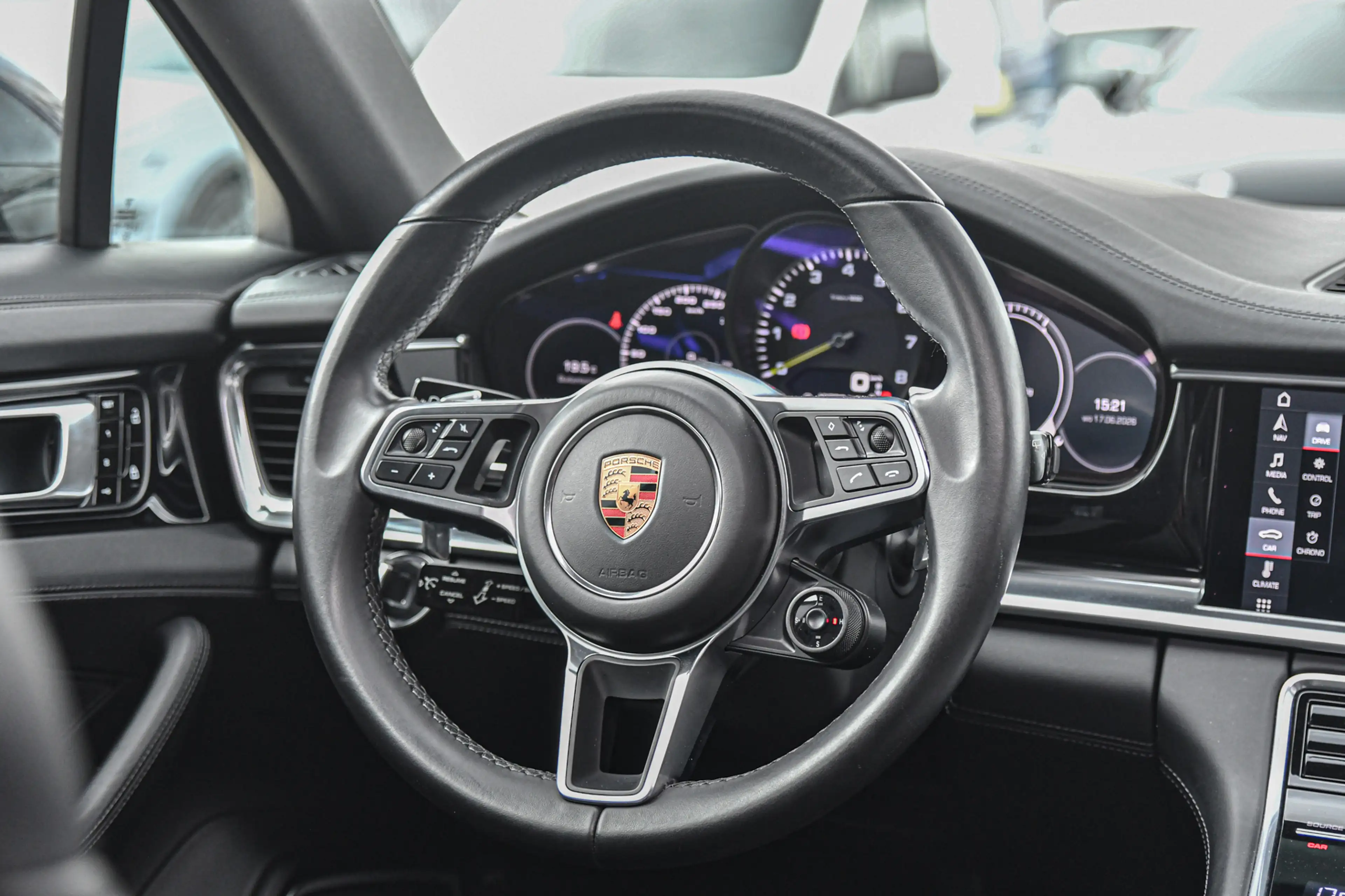 Porsche Panamera Sport Turismo 2.9 4 E-Hybrid, Sport Chrono, Rear E — photo 32