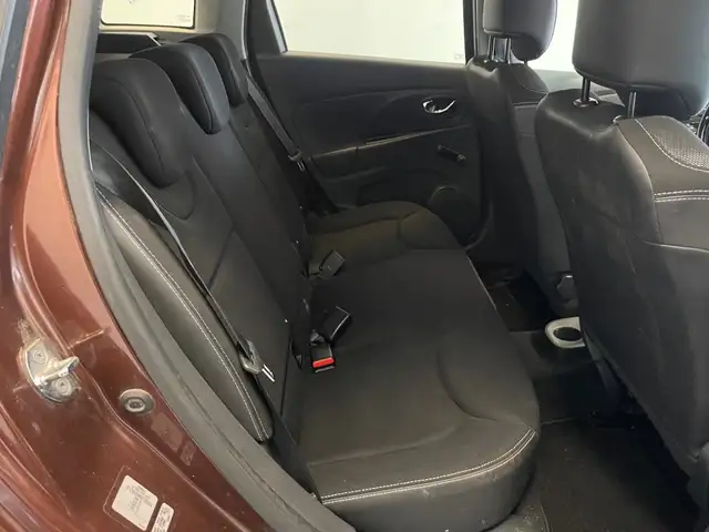 Renault Clio view 12