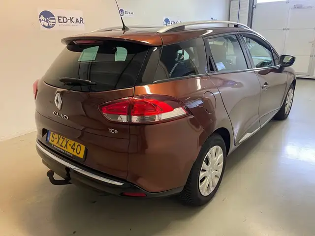 Renault Clio view 6