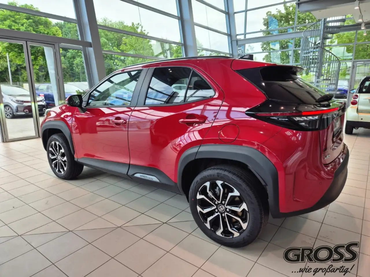 Toyota Yaris Cross Hybrid Active Drive / Safety / PDC / SHZ 7