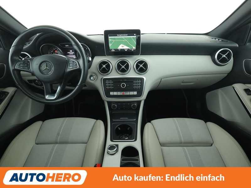 Mercedes-Benz A 180 Urban Aut.*LED*ACC*PDC*SHZ*KLIMA*GARANTIE* — photo 12