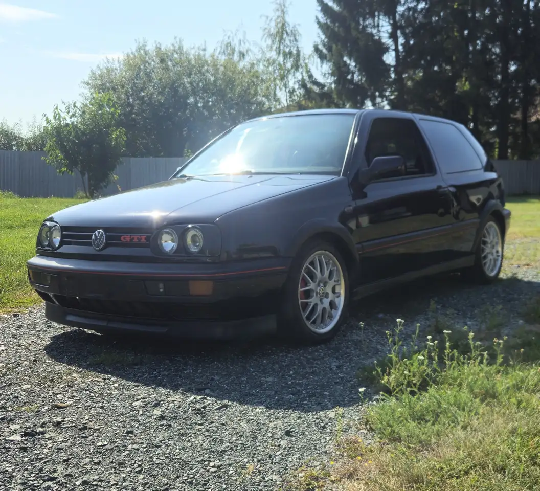 Volkswagen Golf GTI