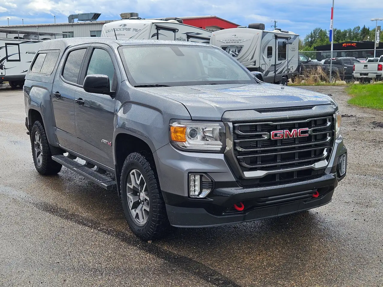 GMC Canyon снимка GMC Canyon