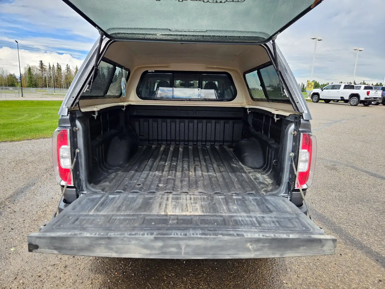 GMC Canyon снимка GMC Canyon