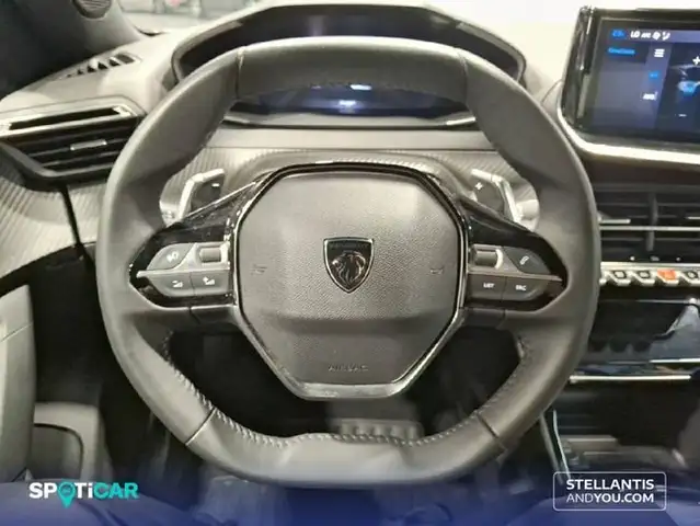 Peugeot 2008 view 13