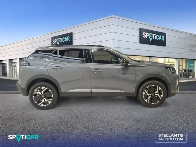 Peugeot 2008 view 4