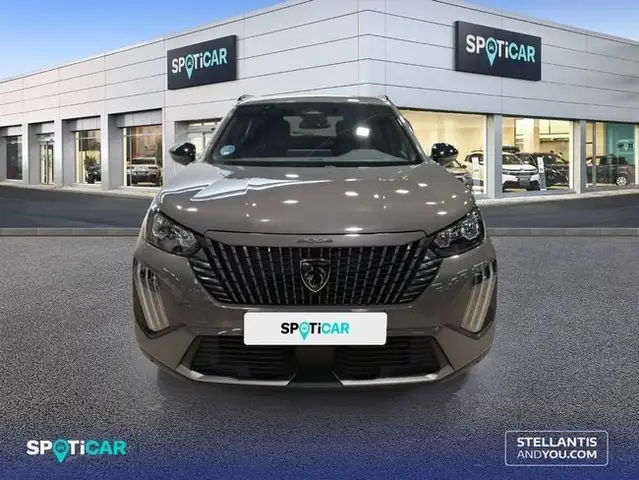 Peugeot 2008 view 2