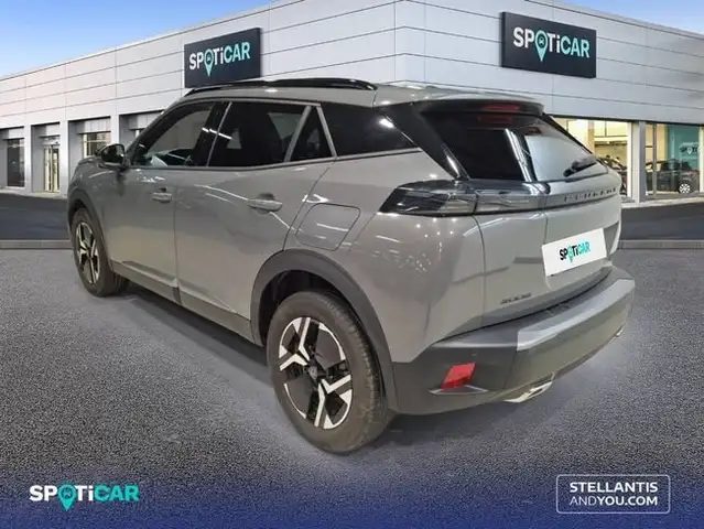 Peugeot 2008 view 5