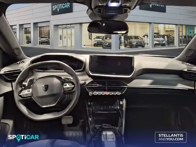 Peugeot 2008 view 8
