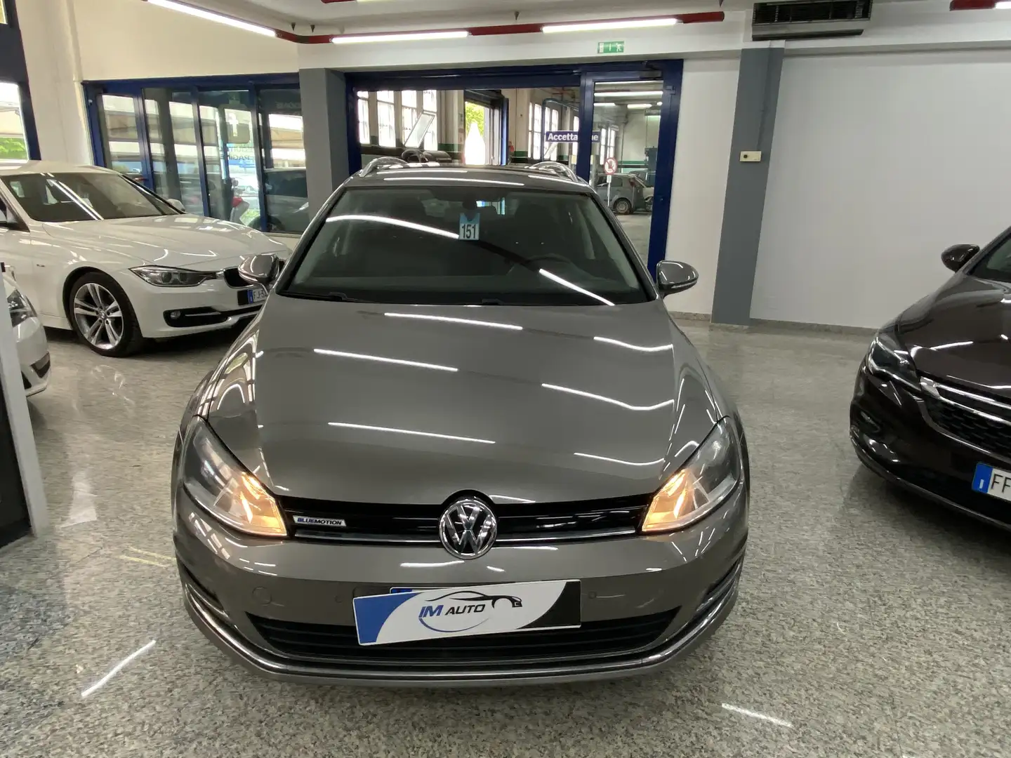 Volkswagen Golf Variant 1.4 tgi Trendline Marrón - 1