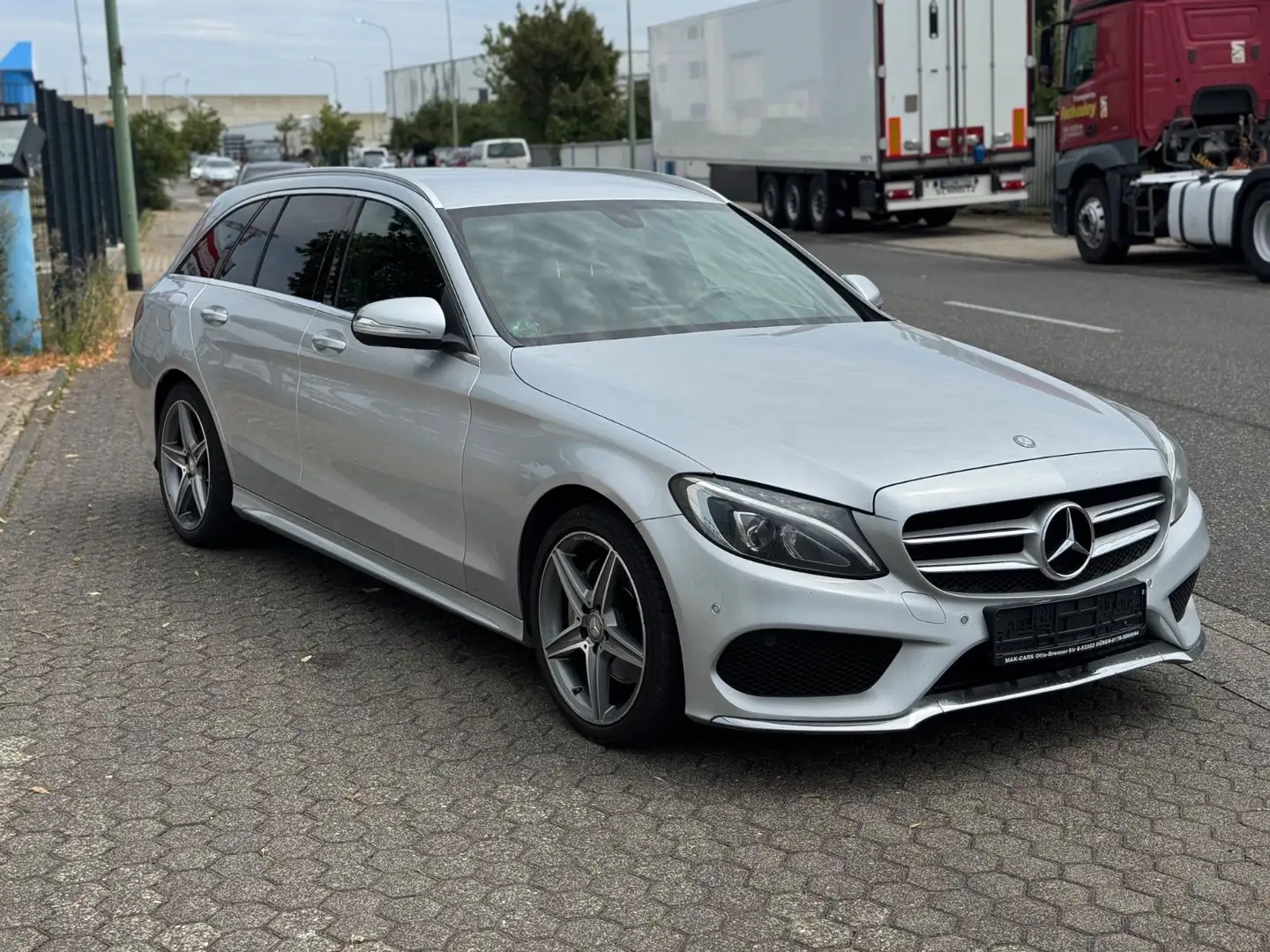 Mercedes-Benz C 200 d/AMG-PAKET/Navi/Tempo/Klima/AHK/ Silber - 2