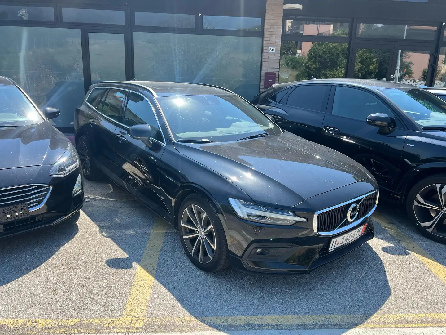 Volvo V60 V60 2.0 d4 TETTO PANORAMICO Nero - 1