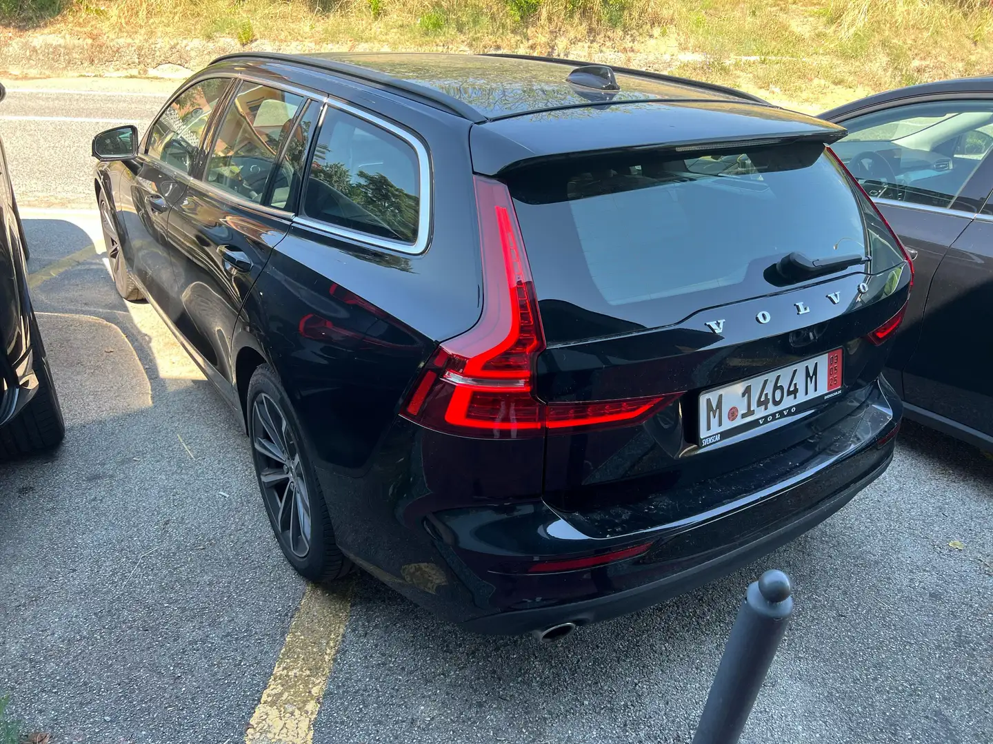 Volvo V60 V60 2.0 d4 TETTO PANORAMICO Nero - 2