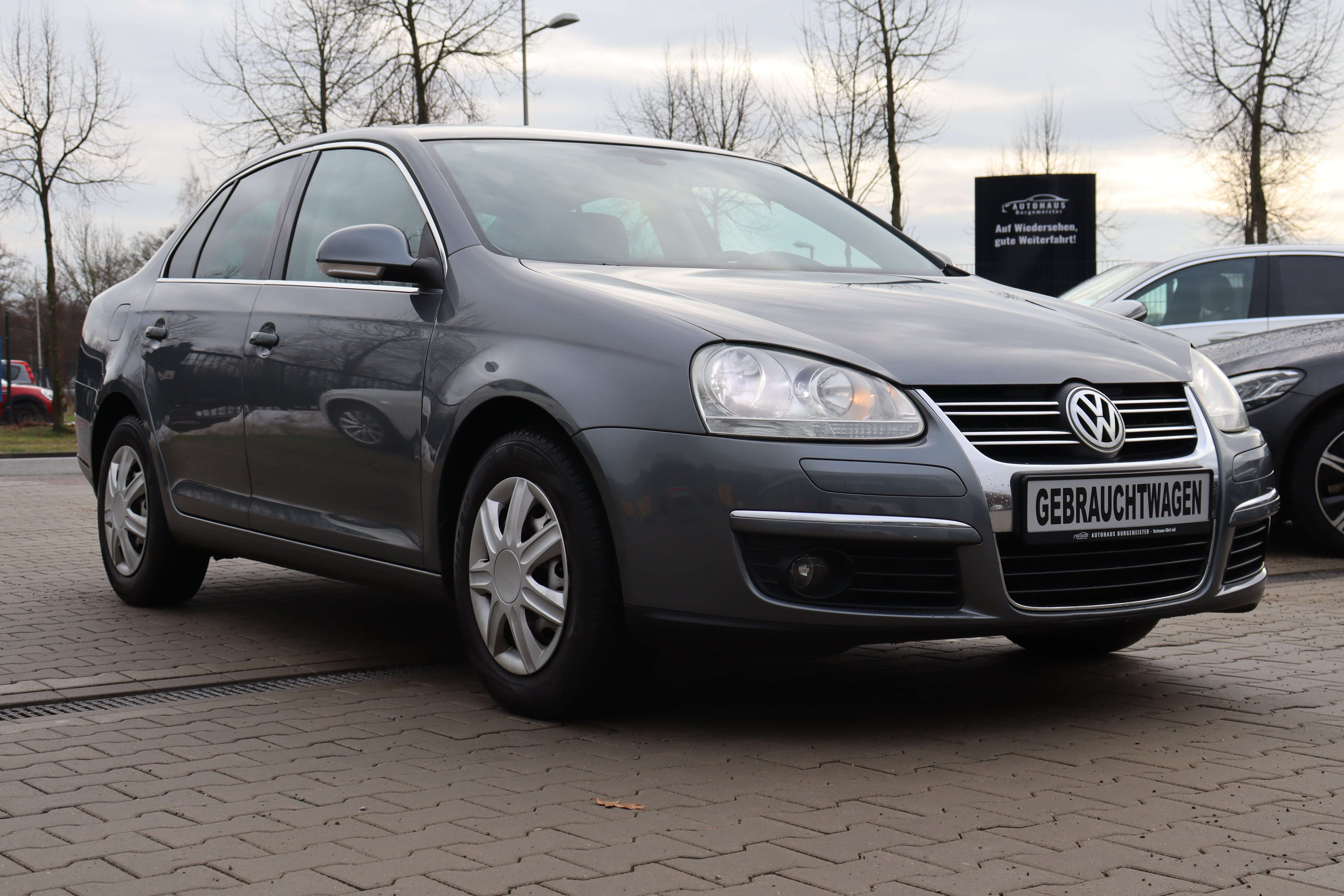Second hand Volkswagen Jetta 