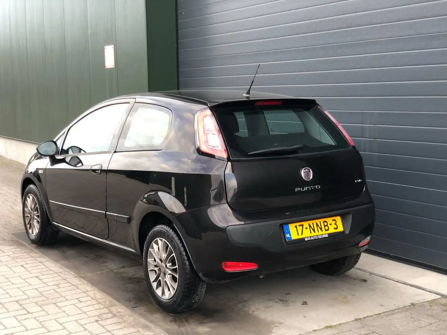 Fiat Punto 1.4 Dynamic +Nap Zwart - 2