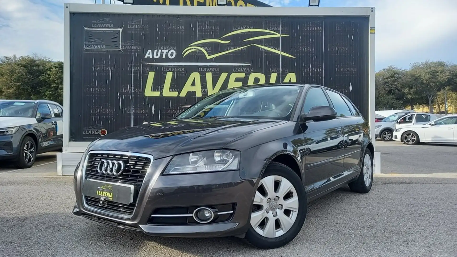 Audi A3 Sportback 1.6 TDI 105cv Ambiente Negro - 1
