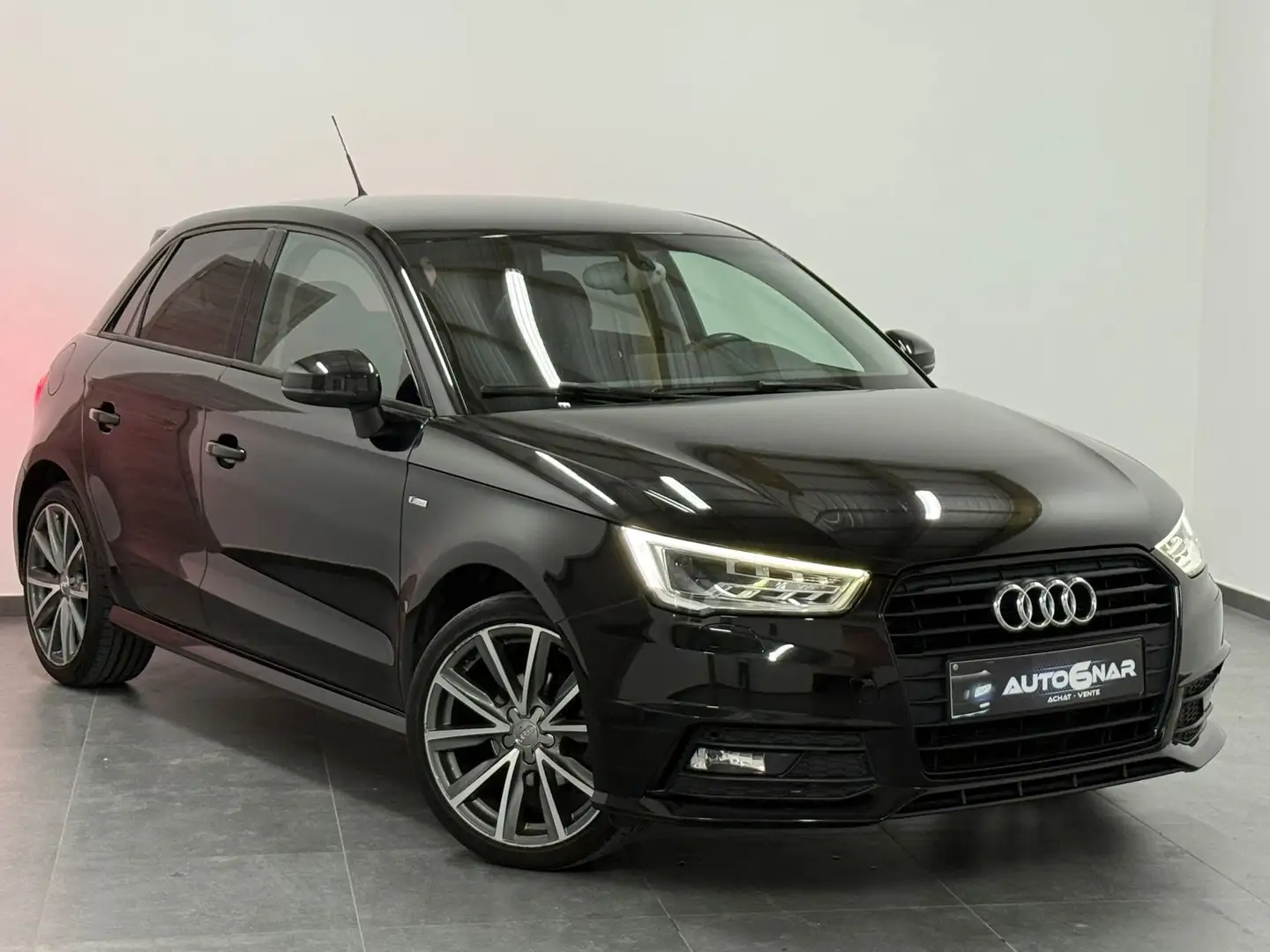 Audi A1 A1 Sportback 1.4 TDi S line - Euro6 - Led - Navi Negru - 1