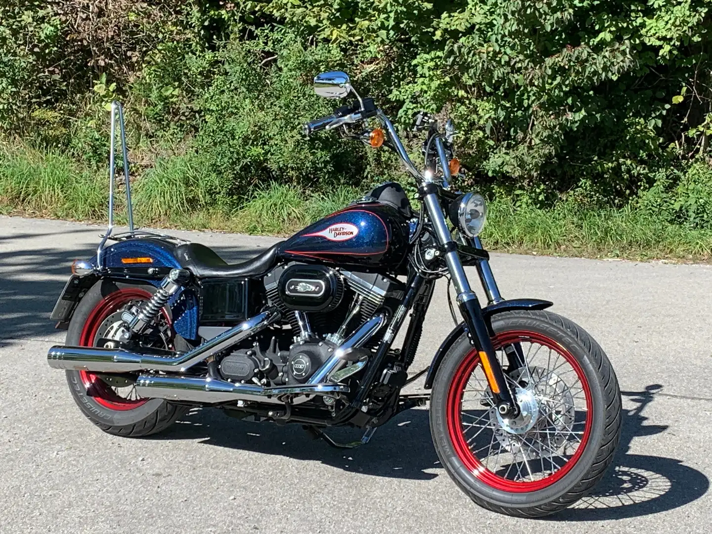 Harley-Davidson Dyna Street Bob Special Edition 103TC Bleu - 1