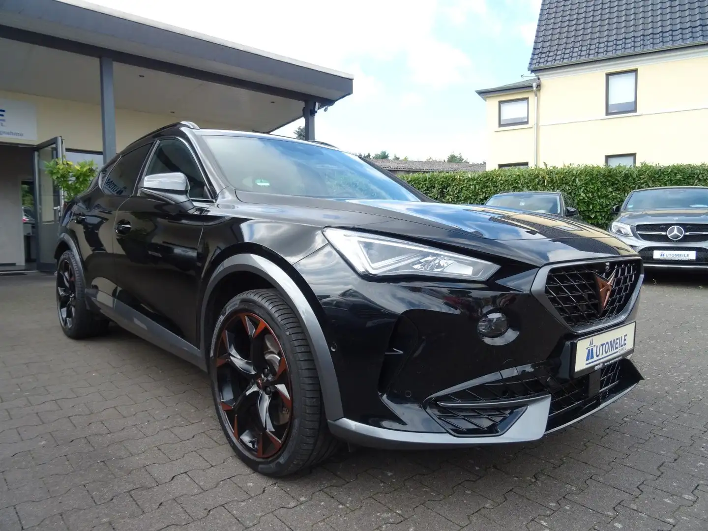 CUPRA Formentor VZ Priority e-Hybrid 1.HAND LED KAMERA Schwarz - 2