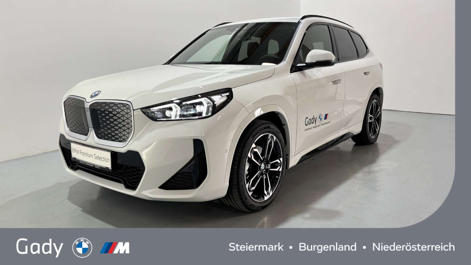 BMW iX1
