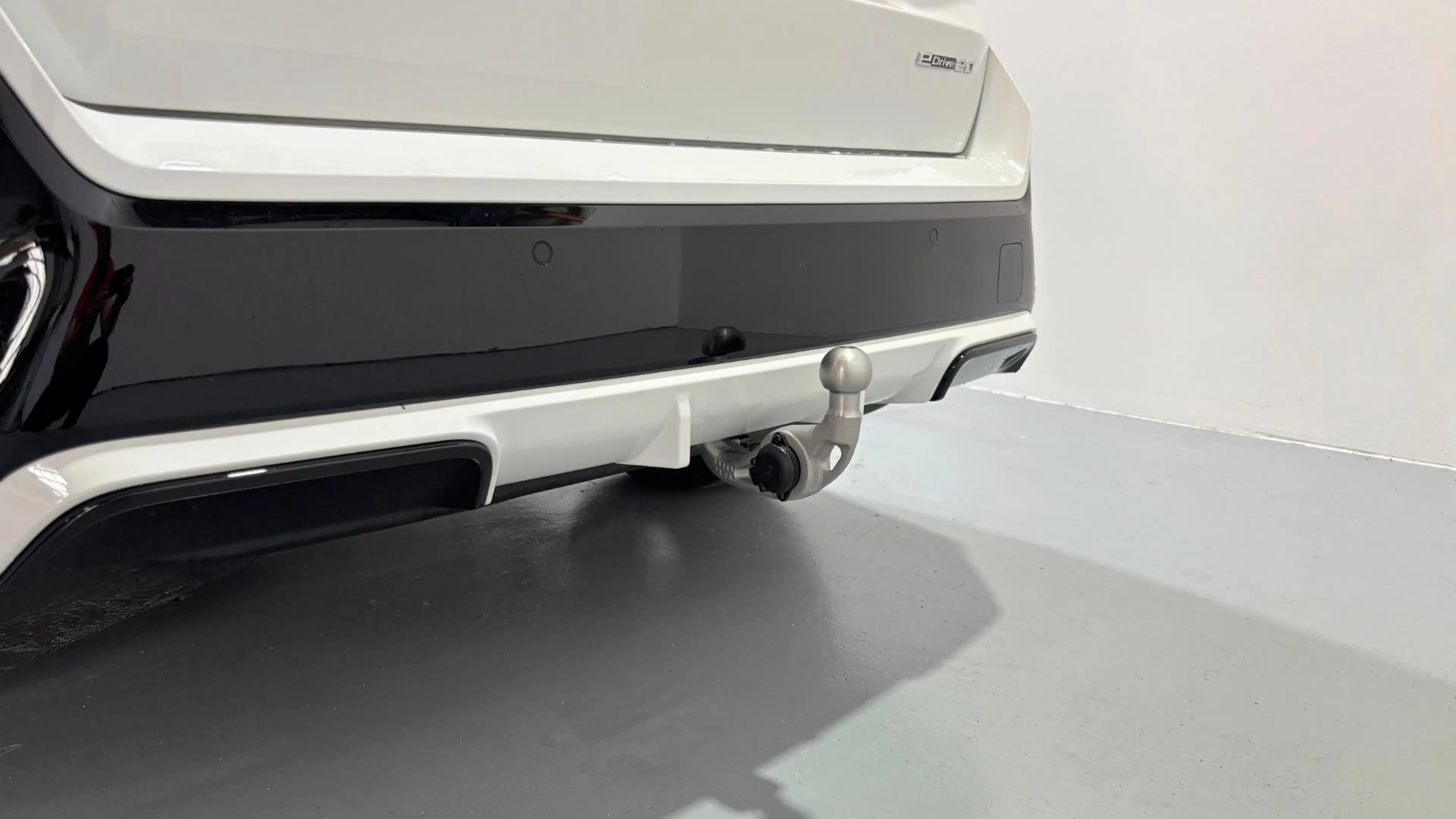 BMW iX1 eDrive20 — photo 14
