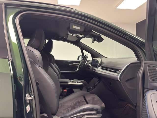 BMW 218 — photo 12