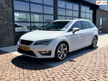 ST 1.4 TSI FR Business | Pano | LED | Navi | 1/2 L