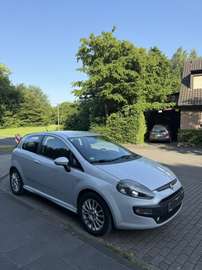 Fiat Punto Evo 1.4 Benzin Motor gepflegt