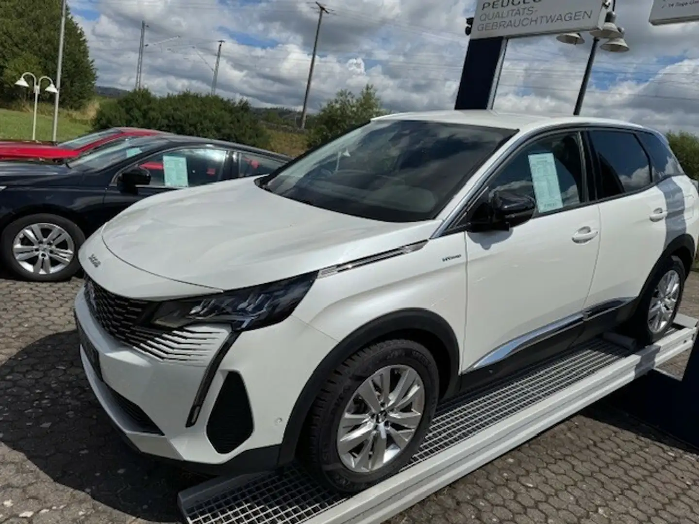 Peugeot 3008 Hybrid 225 Allure Weiß - 1