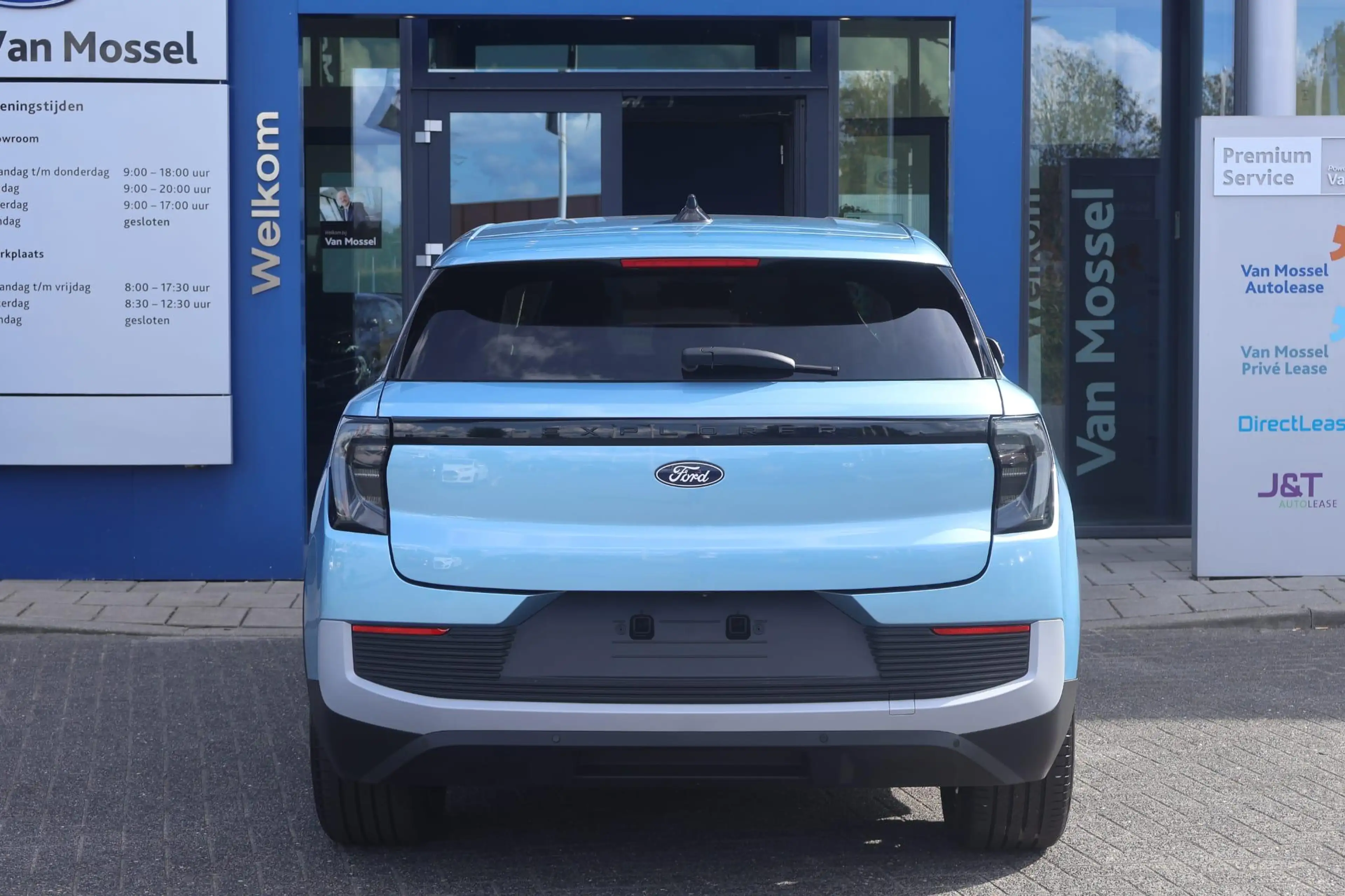Ford Explorer Style Standard Range RWD 58 kWh | Demo | Adaptive — photo 6