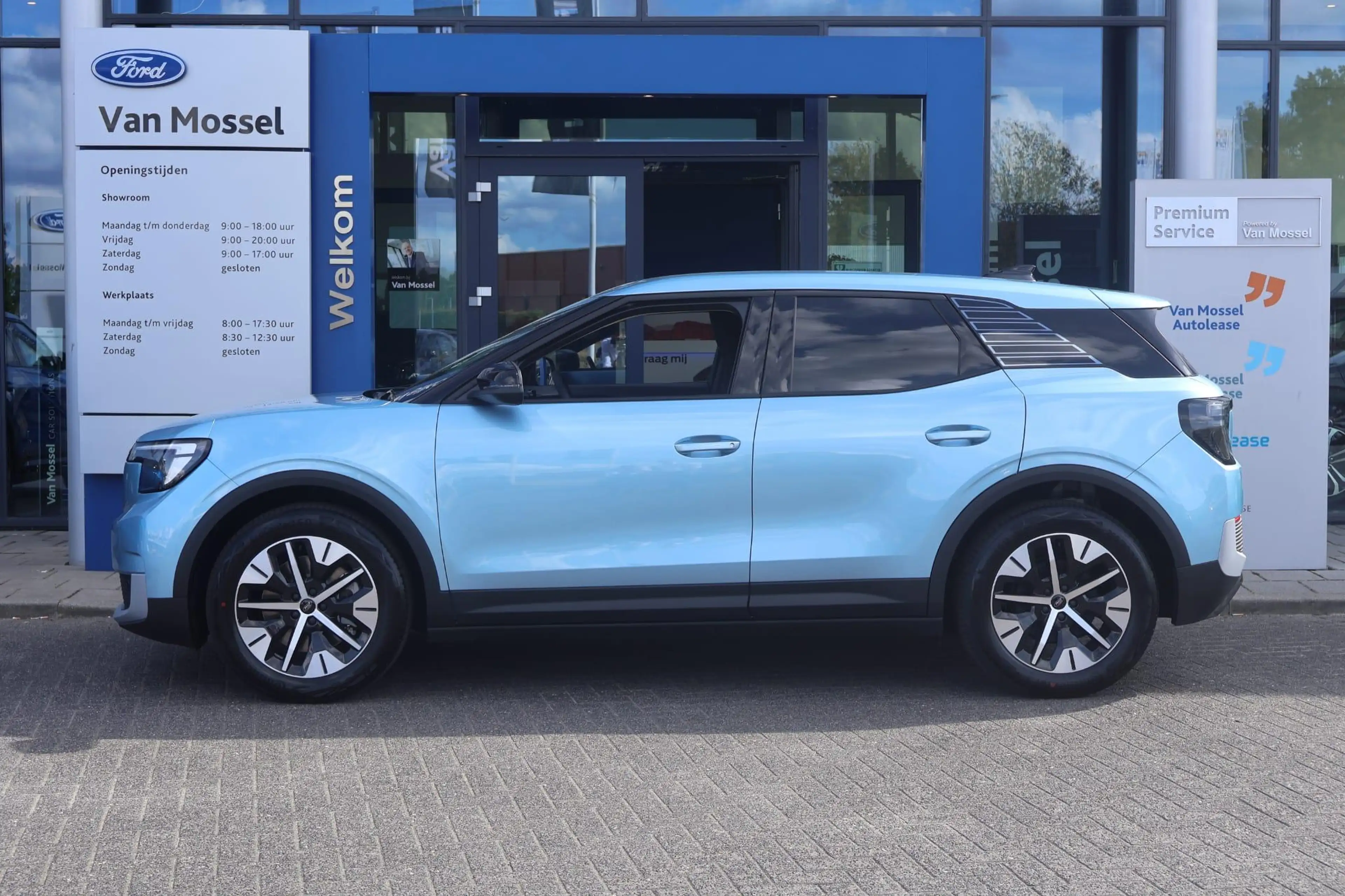 Ford Explorer Style Standard Range RWD 58 kWh | Demo | Adaptive — photo 3