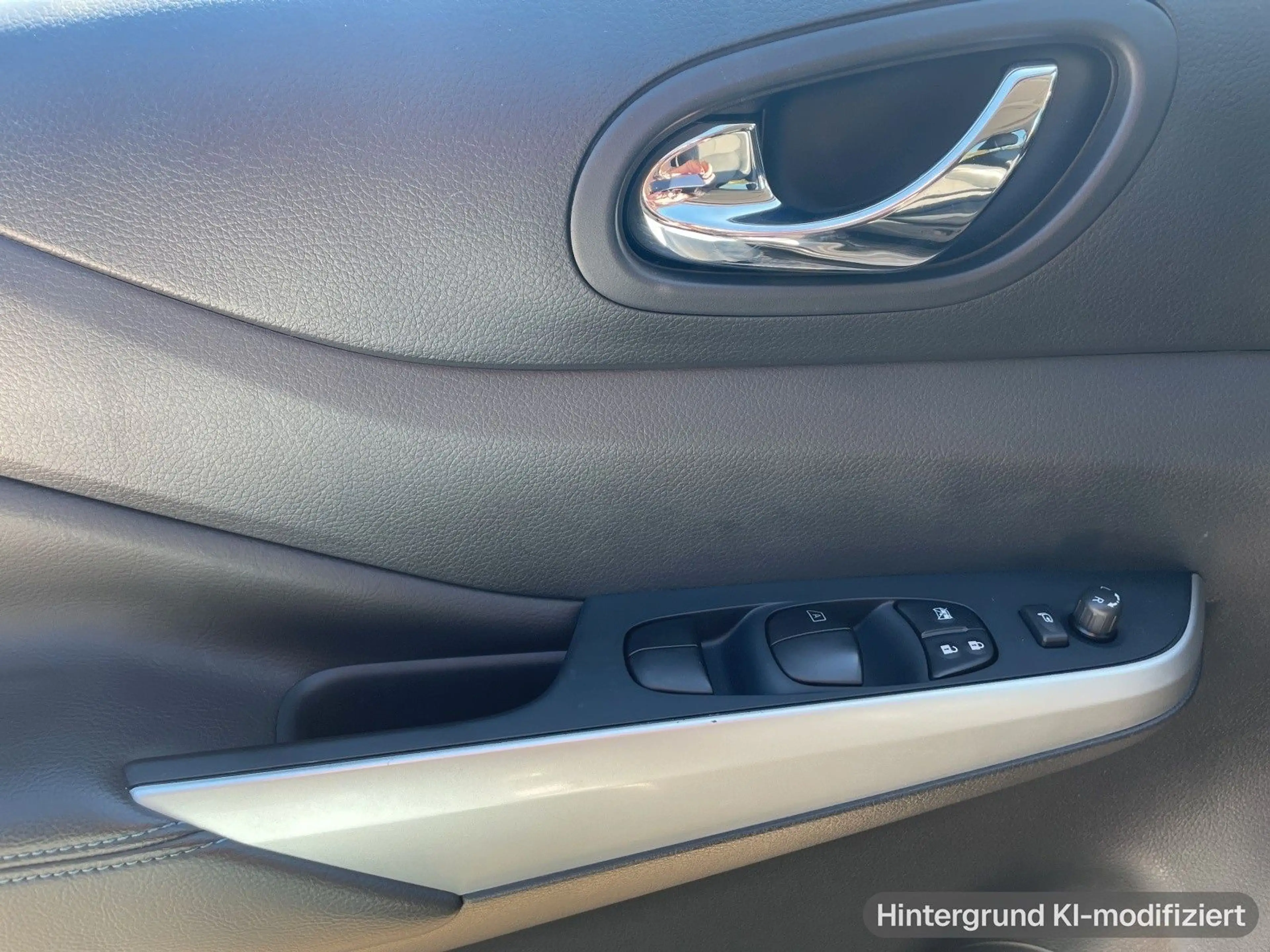 Nissan Navara N-GUARD DC 190 PS (*HARDTOP * AHK * LED*) — photo 12