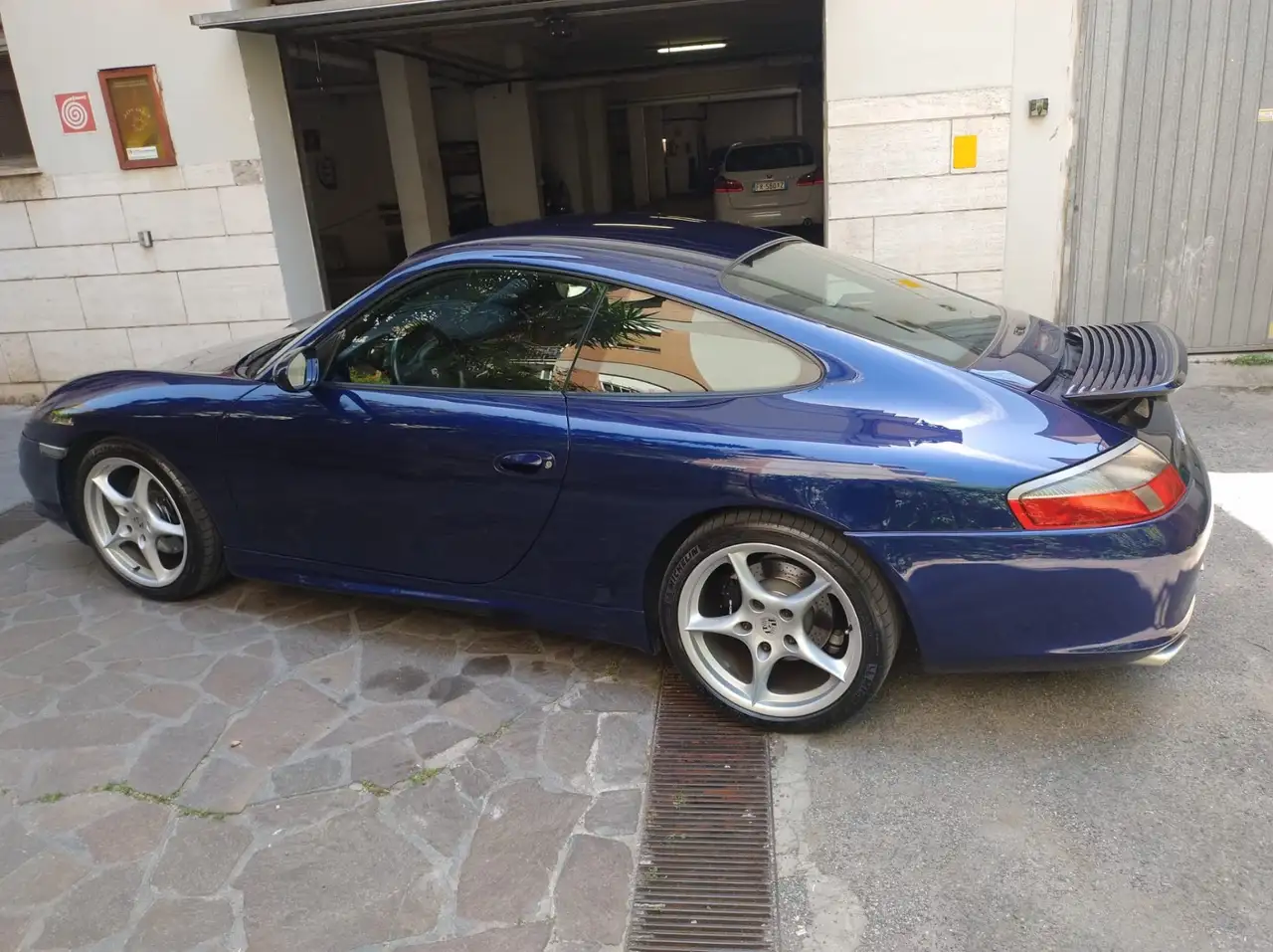 Porsche 911 Coupe 3.6 Carrera 320cv, foto 3
