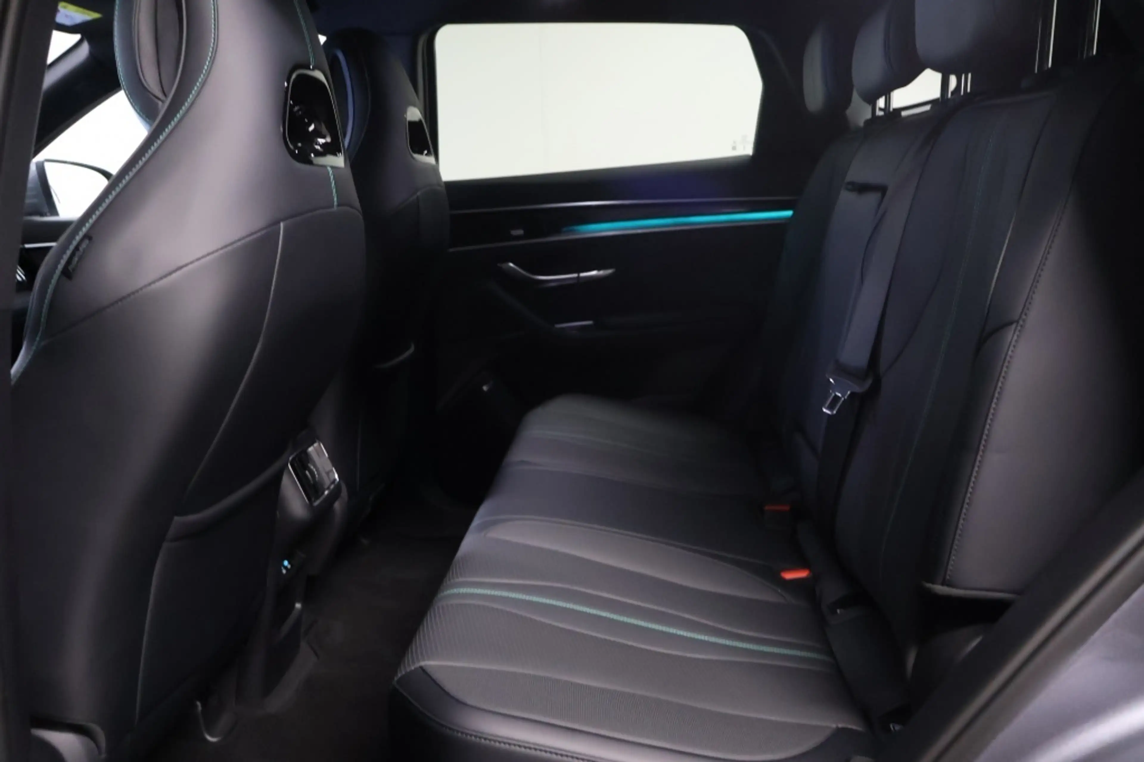 BYD Seal U 1.5 DM-i FWD Boost | BYD Specialist — photo 11