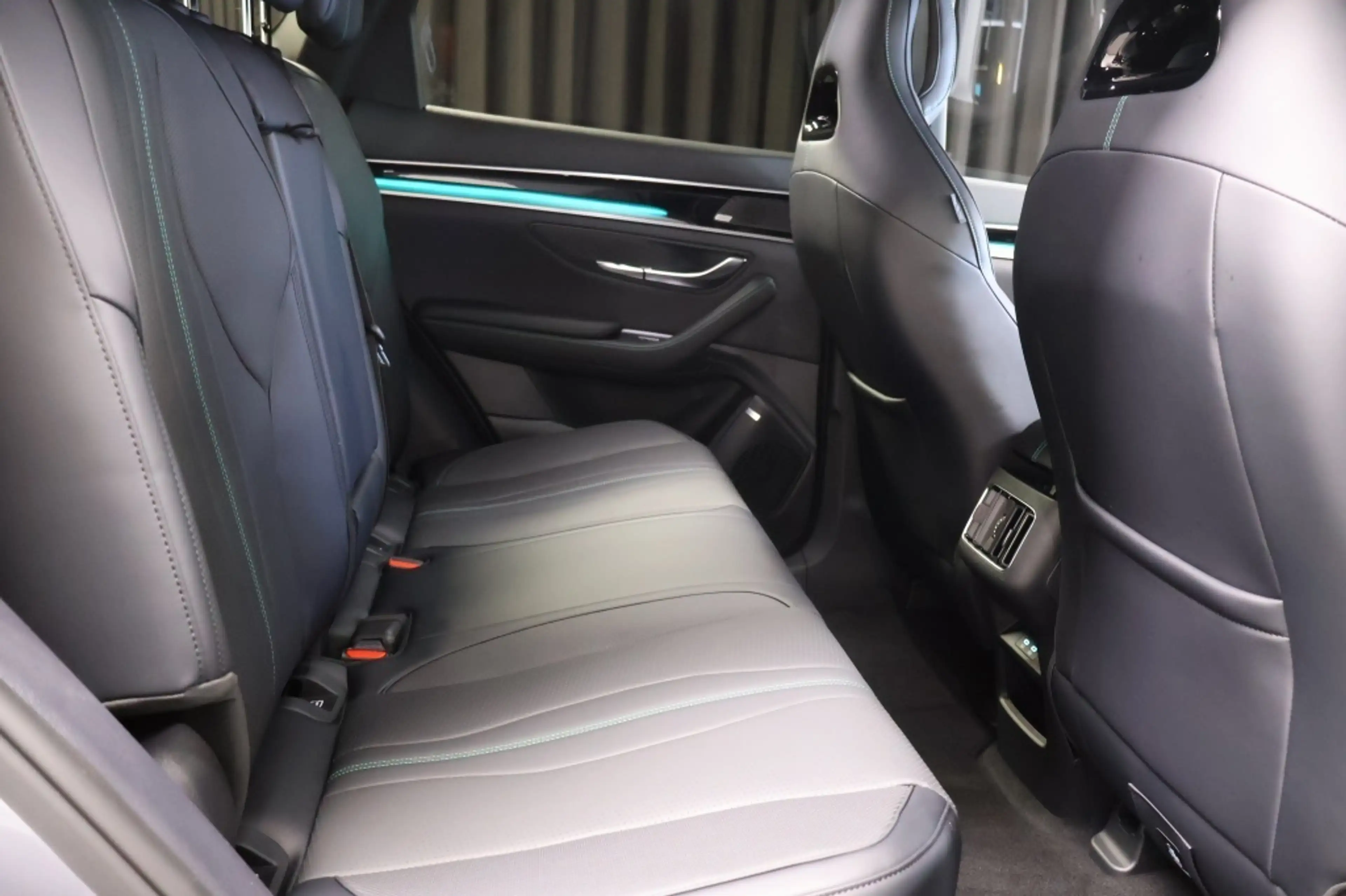 BYD Seal U 1.5 DM-i FWD Boost | BYD Specialist — photo 15