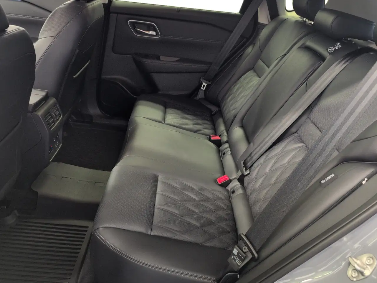 Nissan Rogue photo Nissan Rogue