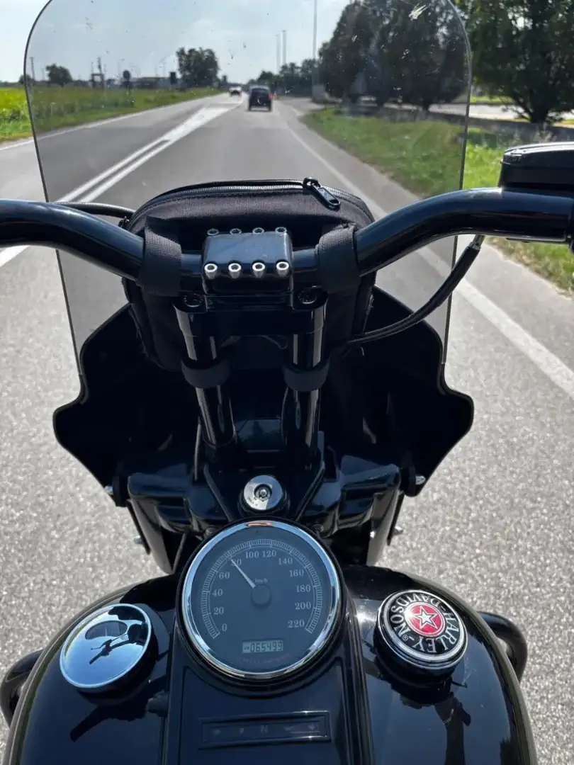 Harley-Davidson Road King FLHRI Noir - 2