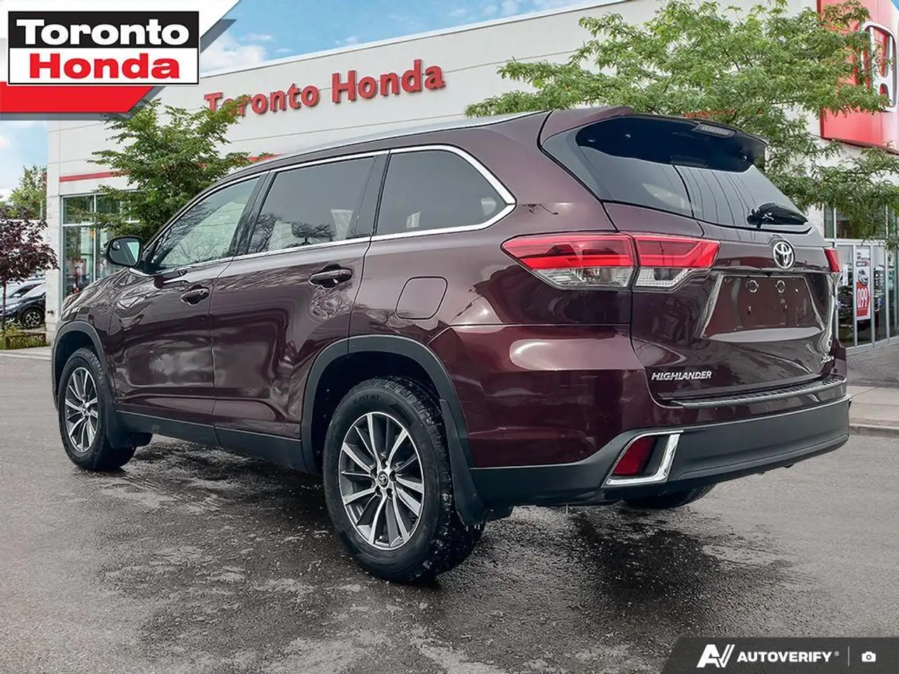 Toyota Highlander снимка Toyota Highlander