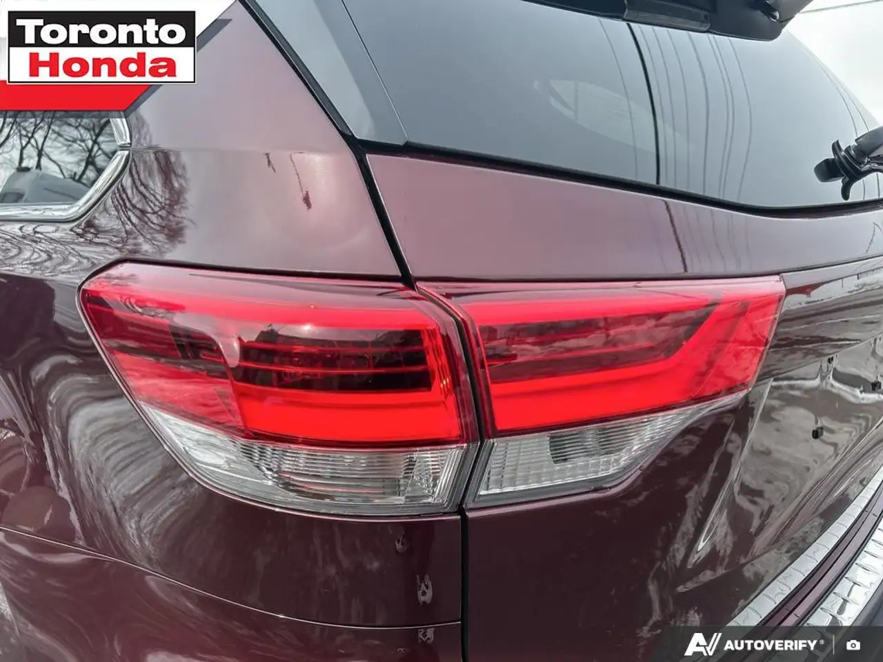 Toyota Highlander снимка Toyota Highlander